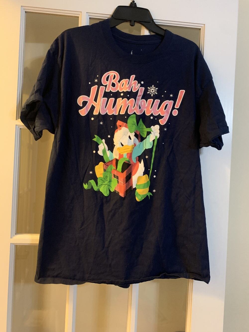 Disney Parks bah humbug navy short sleeved shirt donald duck mens sz XL Holiday